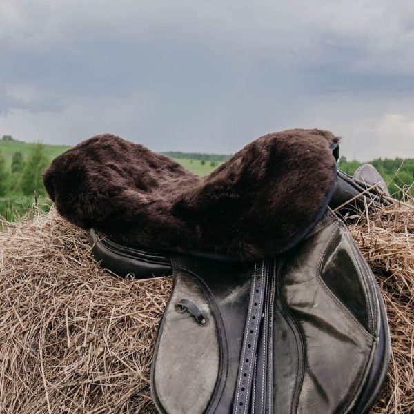 Мех на седло Shkura Dekor конкурный, коричневый